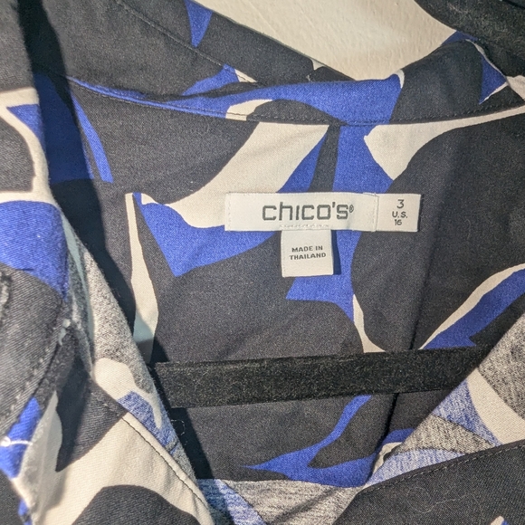 16 Chico's Black Blue White Print Button Front Tunic Top - Picture 3 of 5